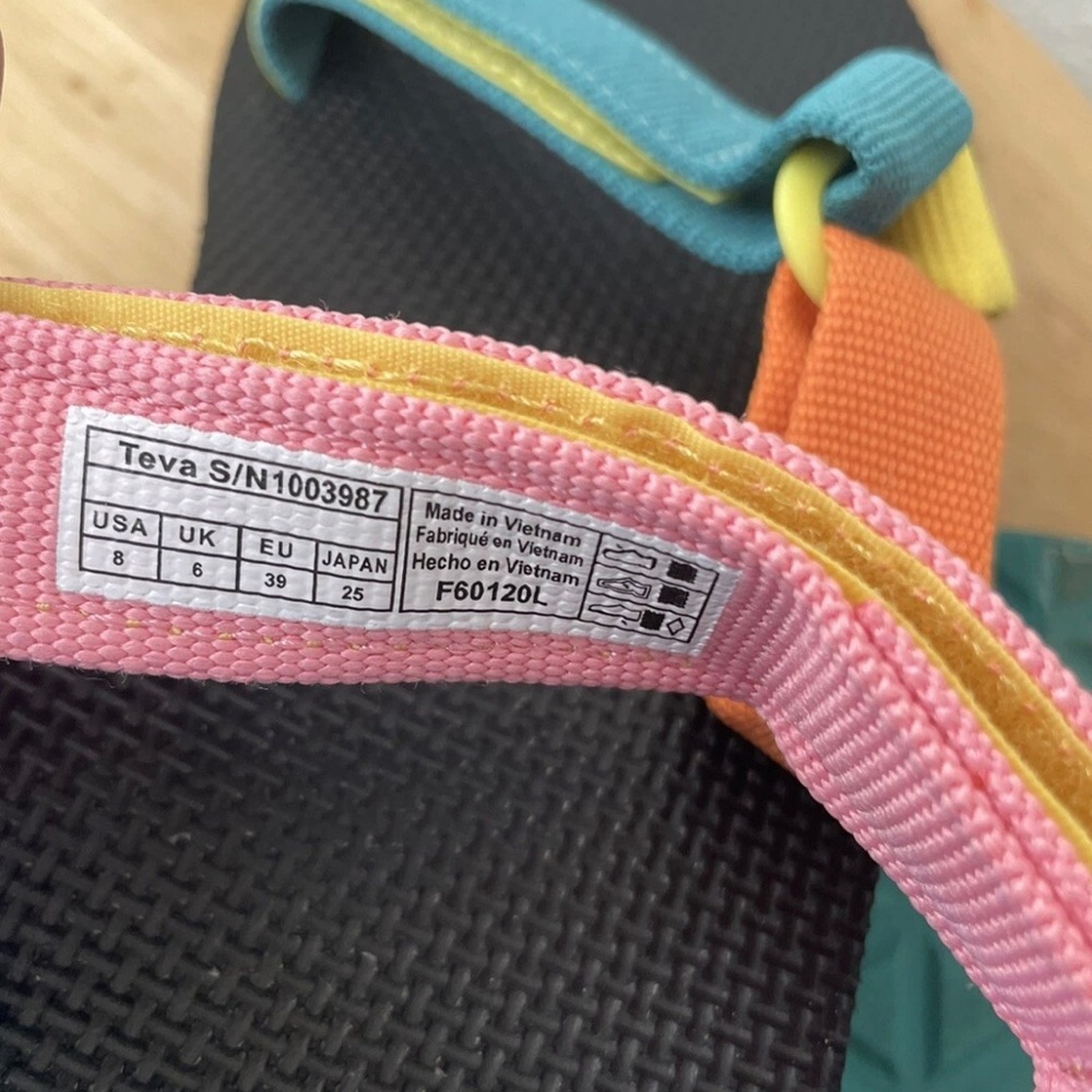 Teva Colorful Strappy Sandals size 8 - Picture 6 of 8